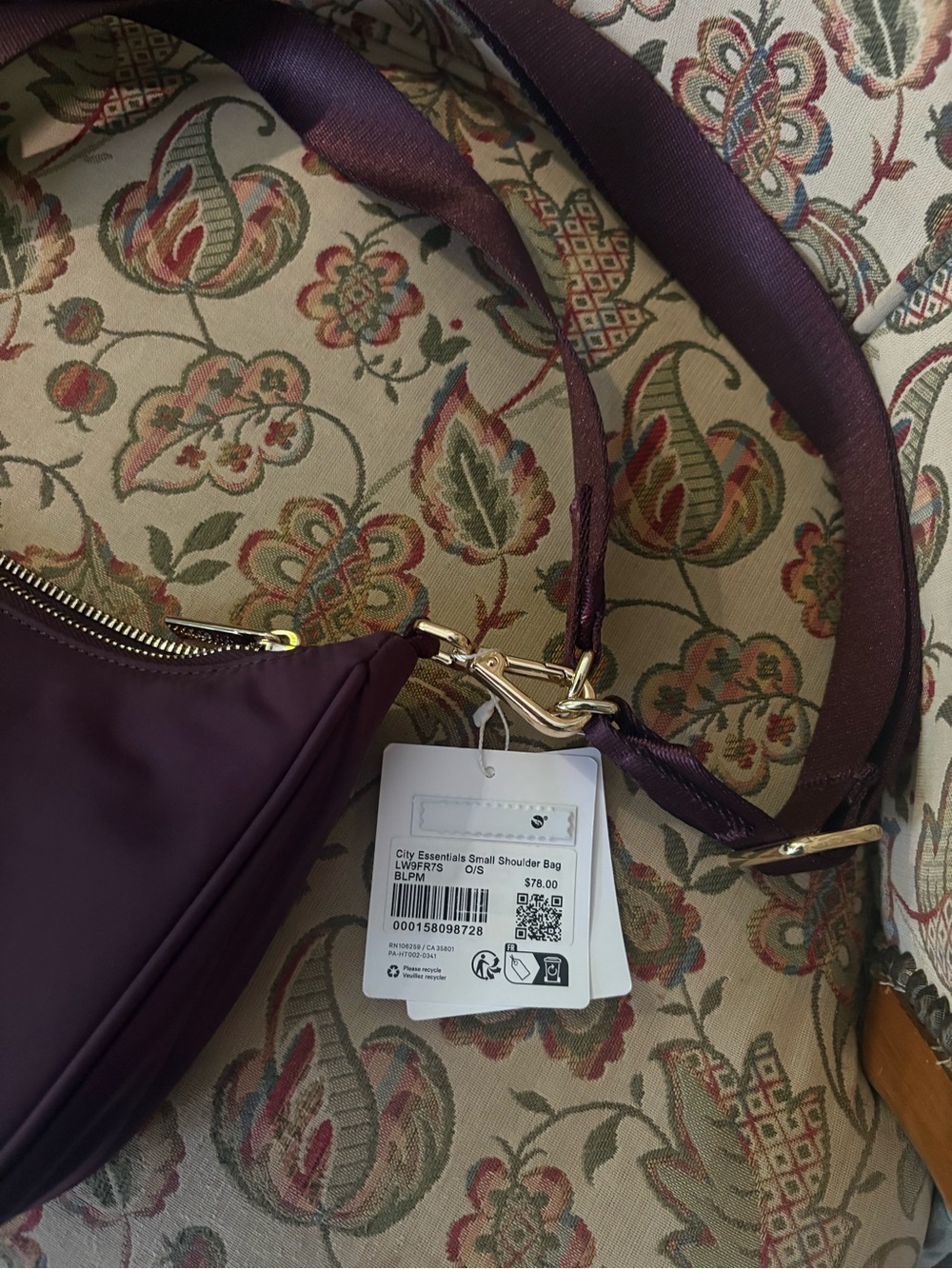 lululemon athletica black Plum Crossbody Shoulder Bag with Gold Hardware - Picture 3 of 5